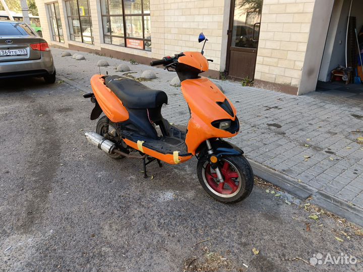 Скутер 100сс