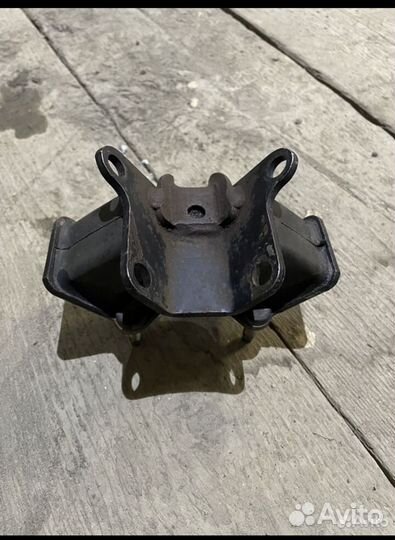 Подушка МКПП Ra63