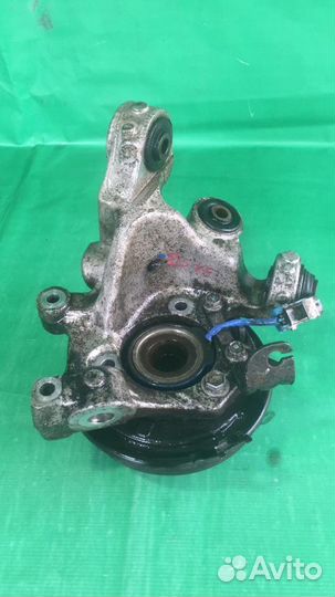 Цапфа зад левая Cadillac STS 4.6л 2004-2009