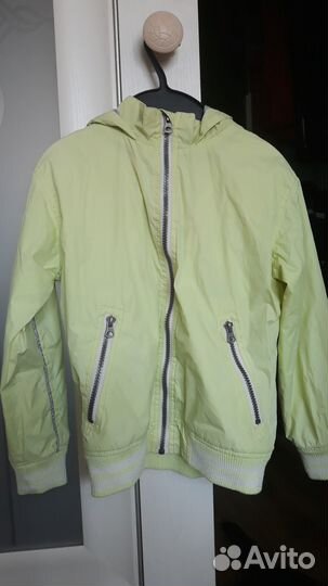 Ветровка желтая 128