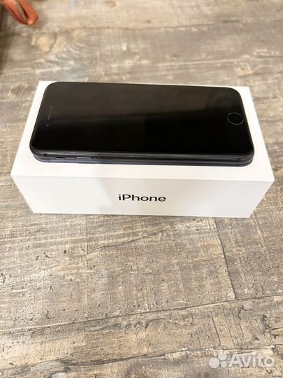 iPhone 7, 128 ГБ