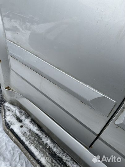 Молдинг правых дверей Great Wall Hover 3