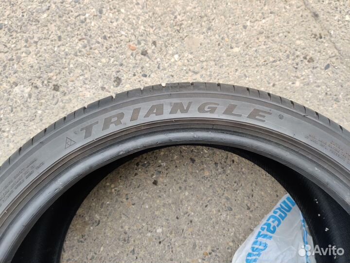 Triangle Sportex TSH11 255/35 R20