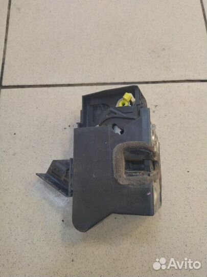 Замок дверной передний левый Renault Logan 2