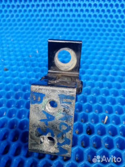 Петля двери задняя правая Skoda Octavia A5 BSE