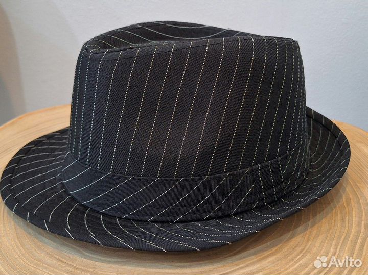 Шляпа унисекс черно белая