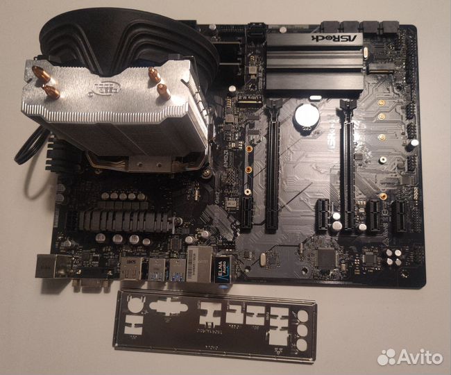 Материнская плата с процессором Ryzen 5 2600