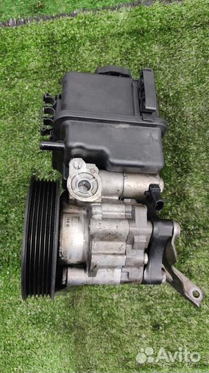 Насос гидроусилителя руля (гур) Mercedes Benz E-c