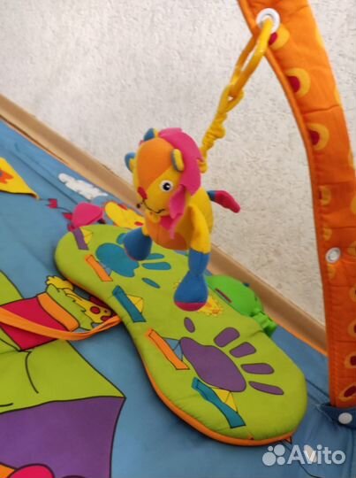 Развивающий коврик tiny love