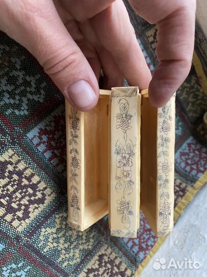 Шкатулки костяные