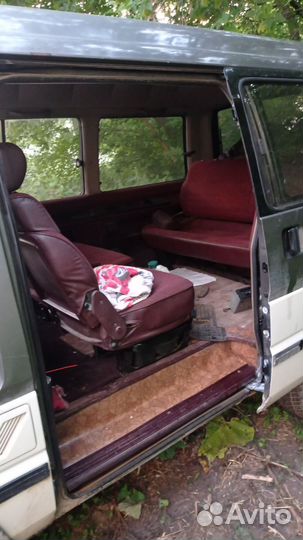 Nissan Vanette 2.0 AT, 1990, 100 000 км