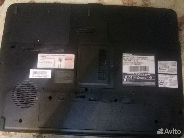 Компактный ноутбук Toshiba 16 д