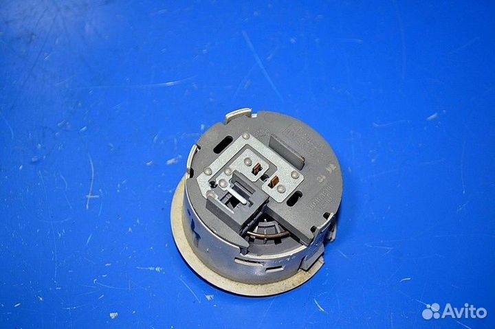 Салонный осветитель iveco Stralis (01.02)