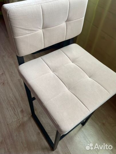 Барный стул