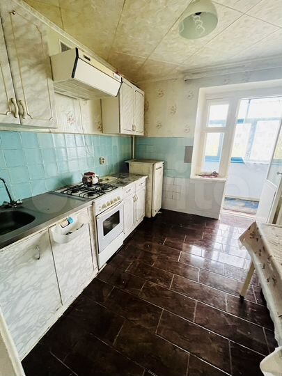2-к. квартира, 55 м², 4/9 эт.