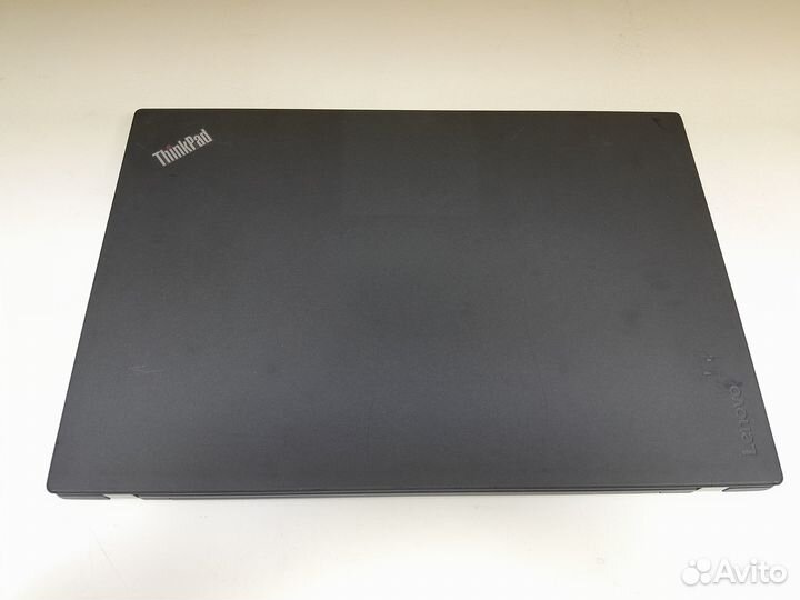 Ноутбук Lenovo / Core I7 / 8GB DDR4 / Intel