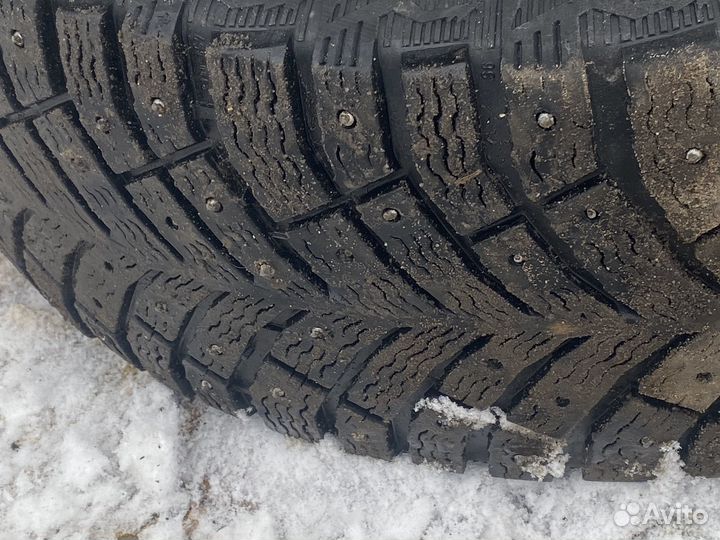 Michelin X-Ice North 4 195/65 R15