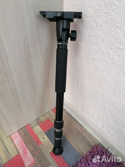 Монопод и площадка Manfrotto