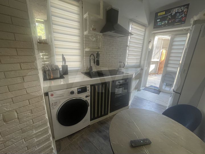 Дом 30 м² на участке 1 сот.