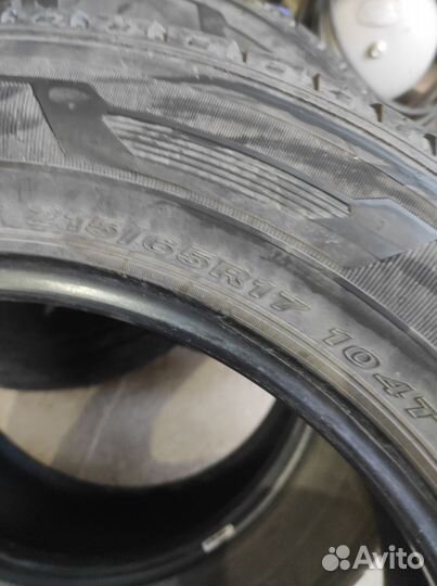 Nexen Roadian CT8 215/65 R17 104T