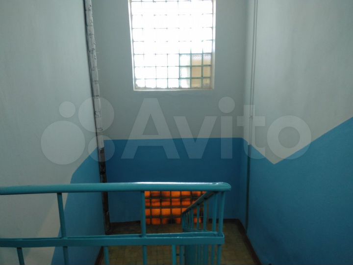 2-к. квартира, 52 м², 3/3 эт.