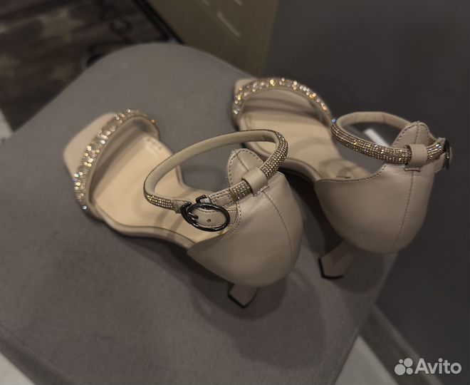 Босоножки havin 37 размер