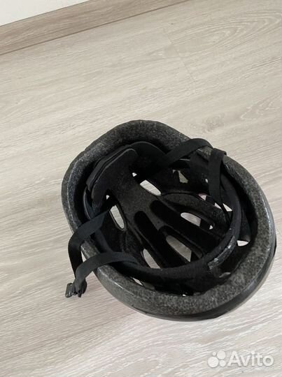 Шлем велосипедный на подростка и взрослого