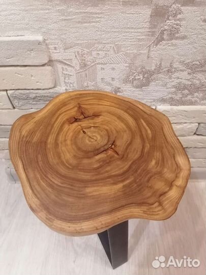 Подставка под цветы напольная