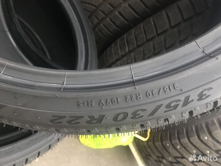 Pirelli Scorpion Winter 315/30 R22