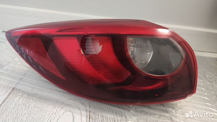 Фонарь задний наружный Mazda CX5