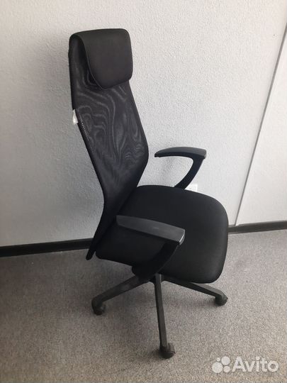 Кресло Бюрократ KB-8