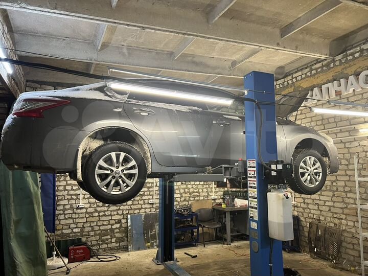 Гараж, > 30 м²