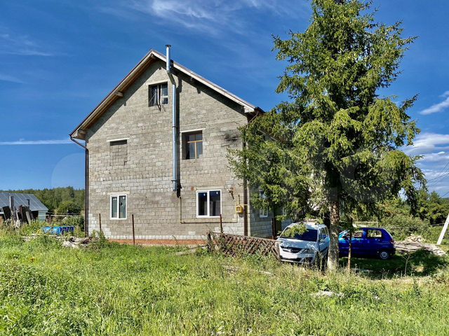 Дом 203 м² на участке 10 сот.