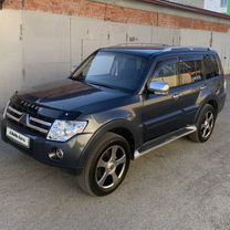 Mitsubishi Pajero 3.2 AT, 2007, 320 600 км, с пробегом, цена 1 690 000 руб.