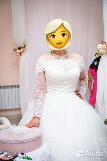 Свадебное платье