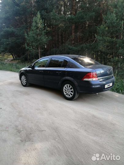Opel Astra 1.8 МТ, 2008, 350 000 км