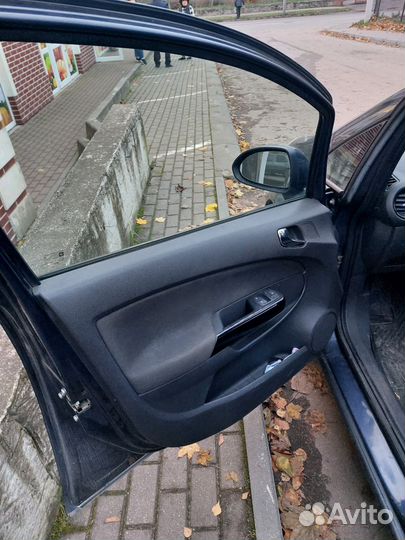 Опель корса D