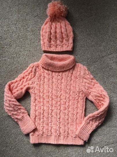 Кофта с шапочкой
