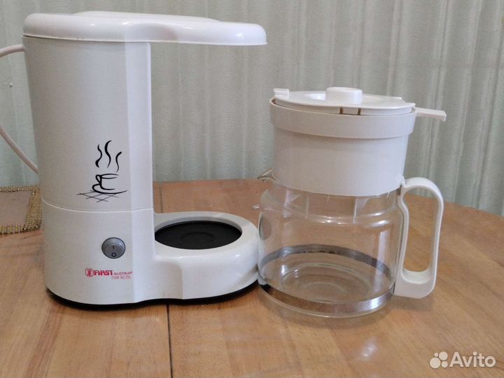 Кофеварка капельная First