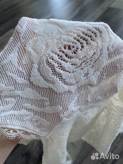 Кружевное бежевое боди wolford