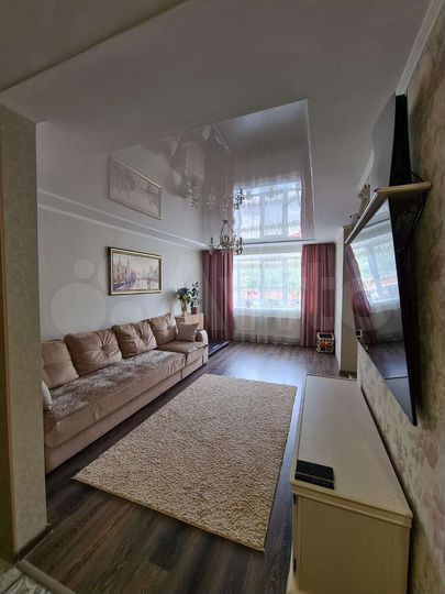 3-к. квартира, 92,4 м², 2/5 эт.