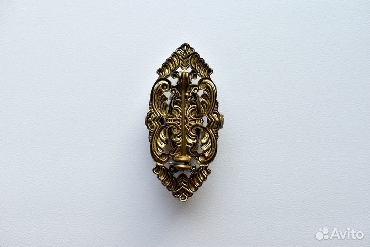 Антикварная брошь