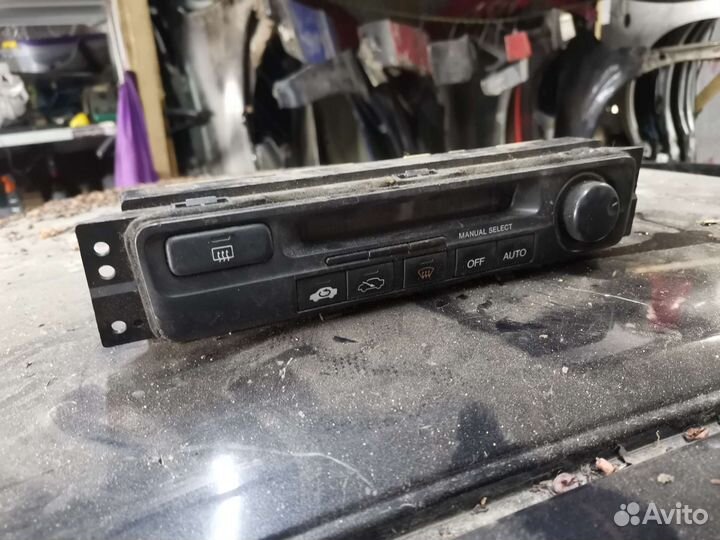 Блок управления климат-контролем Honda Inspire UA1