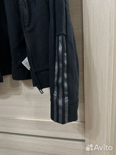 Толстовка женская adidas