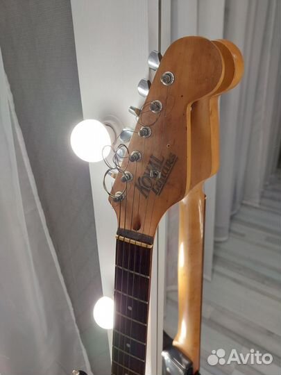 Электро гитара
