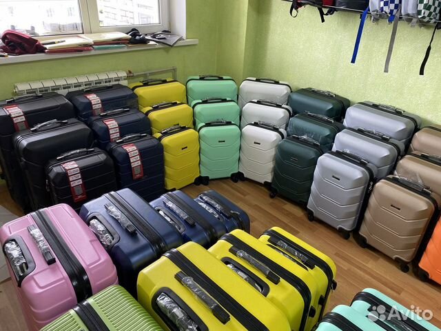 Ударопрочные чемоданы объявление продам