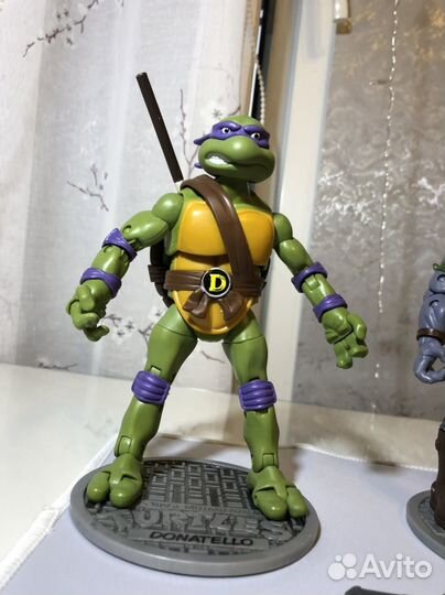 Фигурка Черепашка-ниндзя и Рокстеди Playmates 2012