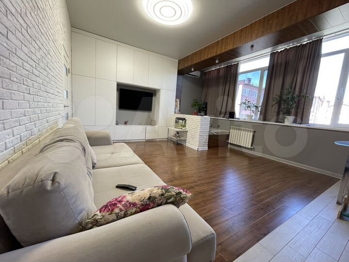 2-к. квартира, 54 м², 4/4 эт.