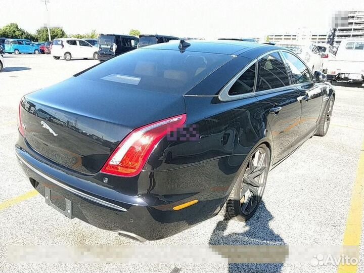 В разборе Jaguar XJ (X351) 2013г. 2,0л. 240 л/с
