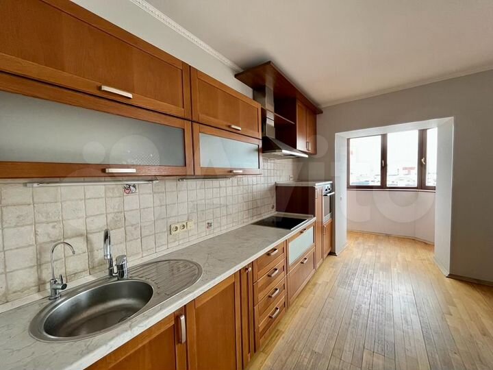 3-к. квартира, 98,8 м², 11/14 эт.